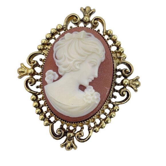 Vintage Avon Cameo Glace Brooch Pin Locket Gold Tone Filigree Trim Women - Picture 6 of 15